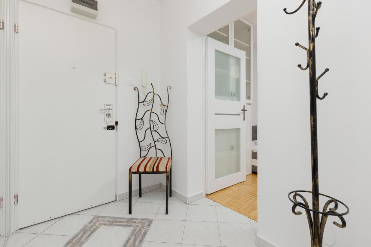 Family Apartment Bogatynska Bemowo By Noclegi Renters Варшава Экстерьер фото